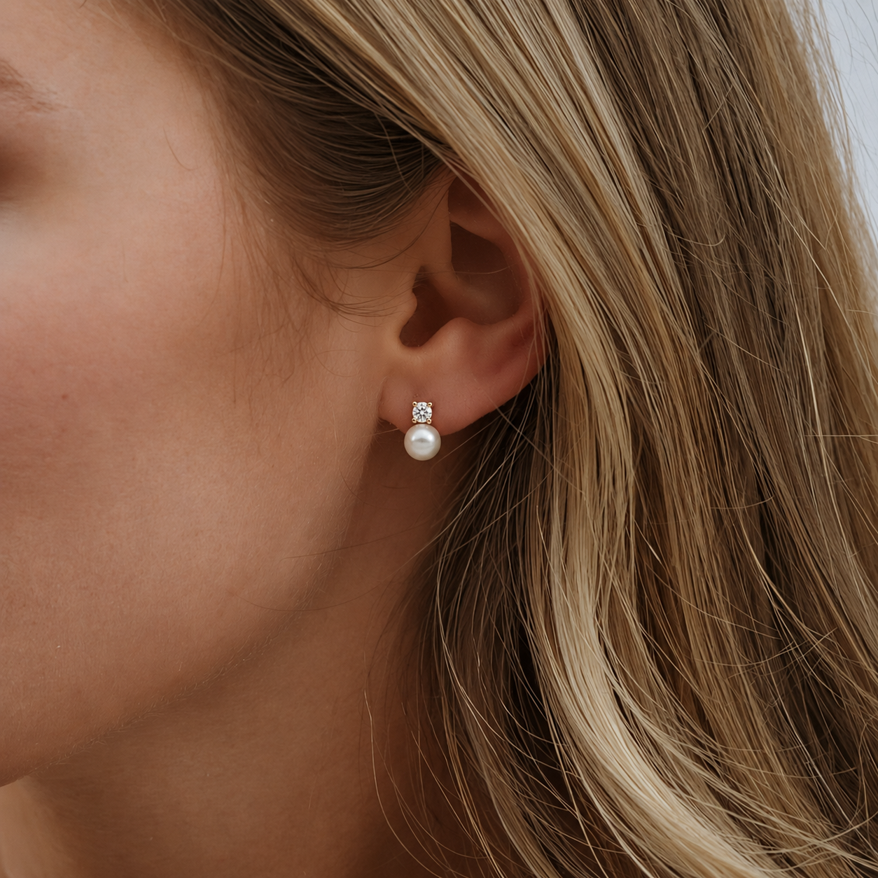 Pearl Grace Drop Earrings